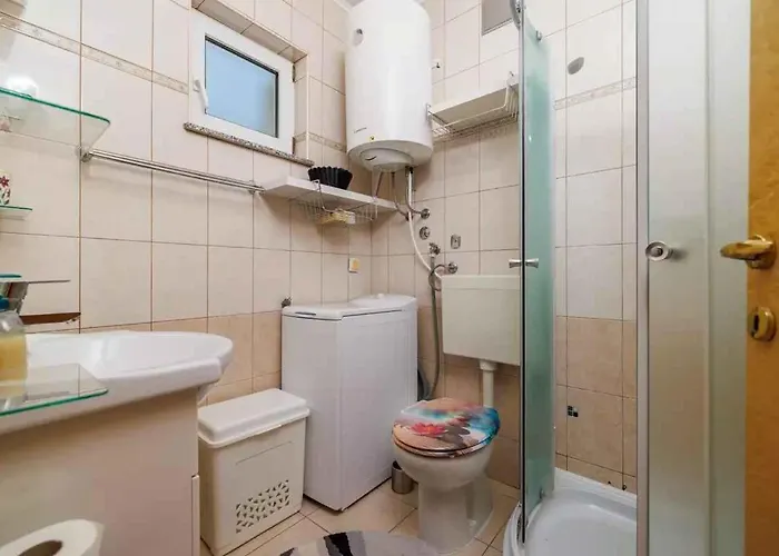 In 51202 아파트 *