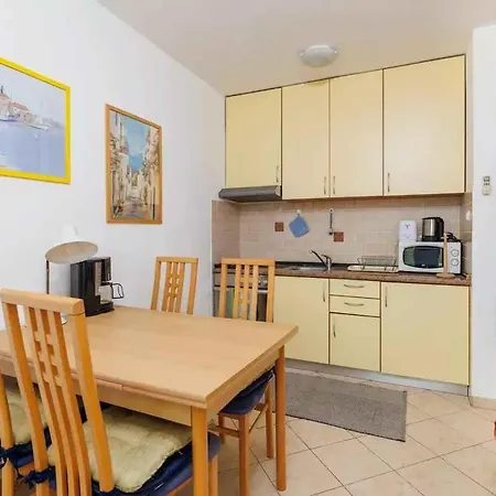 Apartament In 51202 Dramalj