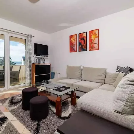 Appartement In 51202
